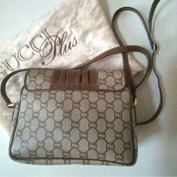 Gucci Elegant Brown and Cream Crossbody Bag - Picture 2 of 16